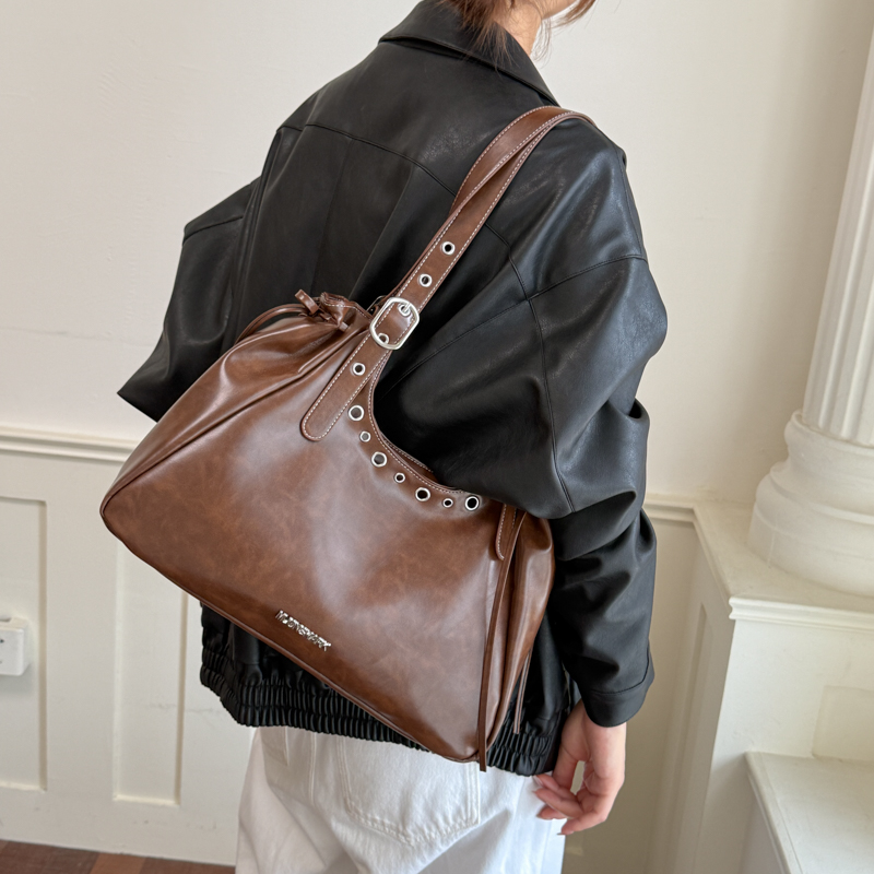 Torebki damskie w stylu vintag – Luxury Bags Vegan recenzja i cena